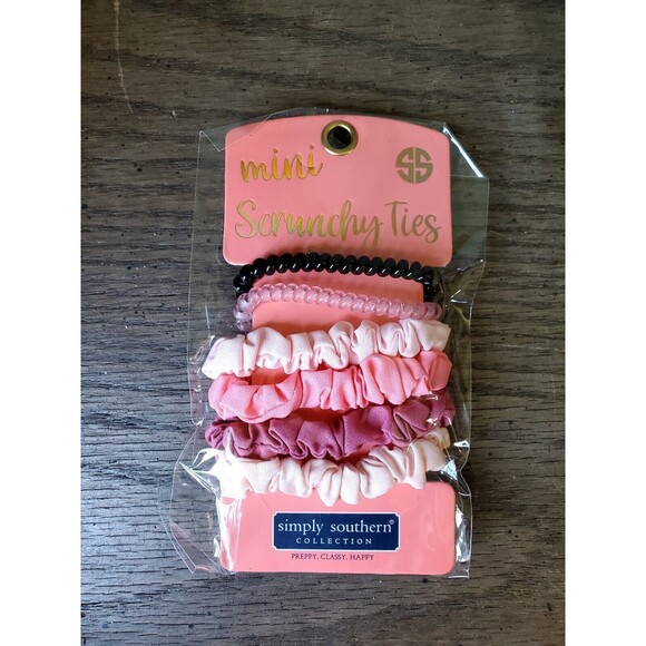 Simply Southern Mini Scrunchy Ties 4 Fabric Scrunchies and 2 Spiral Hair Ties - Picture 1 of 2